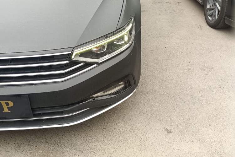 Used Volkswagen Magotan 2020 330TSI DSG Luxury Edition Left Front Headlight