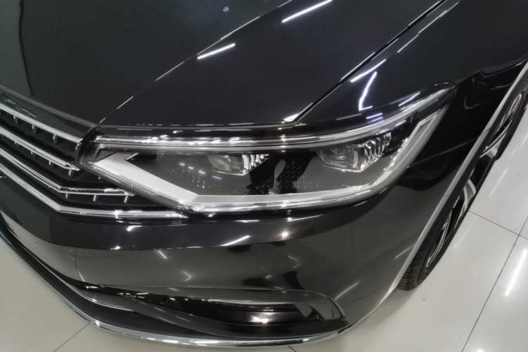 Used Volkswagen Magotan 2020 330TSI DSG Luxury Edition Left Front Headlight