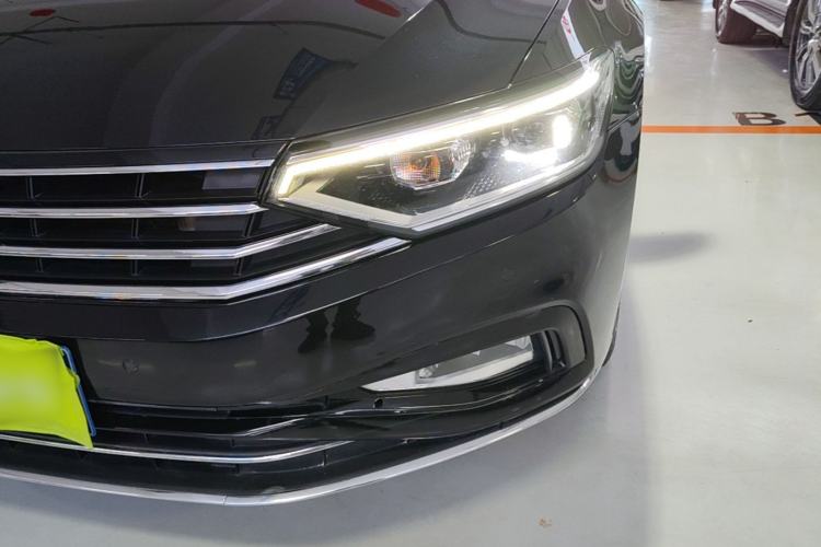 Used Volkswagen Magotan 2020 330TSI DSG Luxury Edition Left Front Headlight