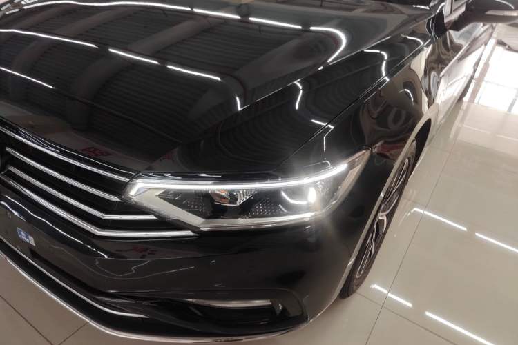 Used Volkswagen Magotan 2020 330TSI DSG Leading Model Left Front Headlight