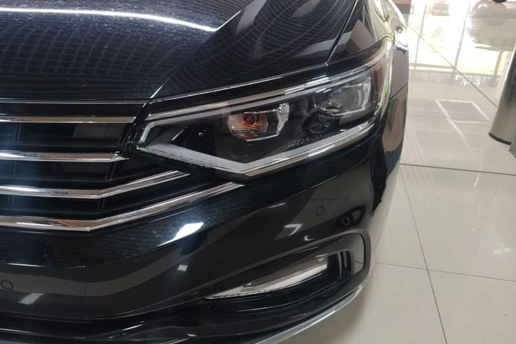 Used Volkswagen Magotan 2020 330TSI DSG Luxury Edition Left Front Headlight