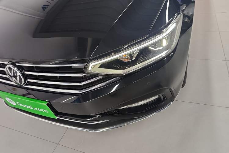 Used Volkswagen Magotan 2020 330TSI DSG Leading Model Left Front Headlight