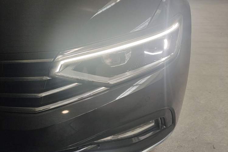 Used Volkswagen Magotan 2020 330TSI DSG Leading Model Left Front Headlight