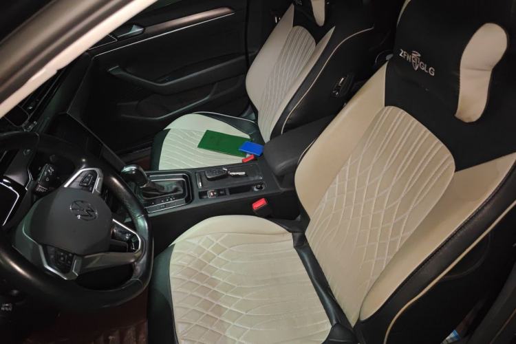 Used Volkswagen Magotan 2020 330TSI DSG Luxury Edition Left Front Seat