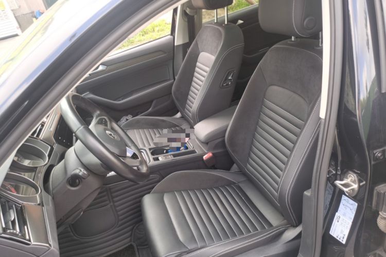 Used Volkswagen Magotan 2020 330TSI DSG Leading Model Left Front Seat