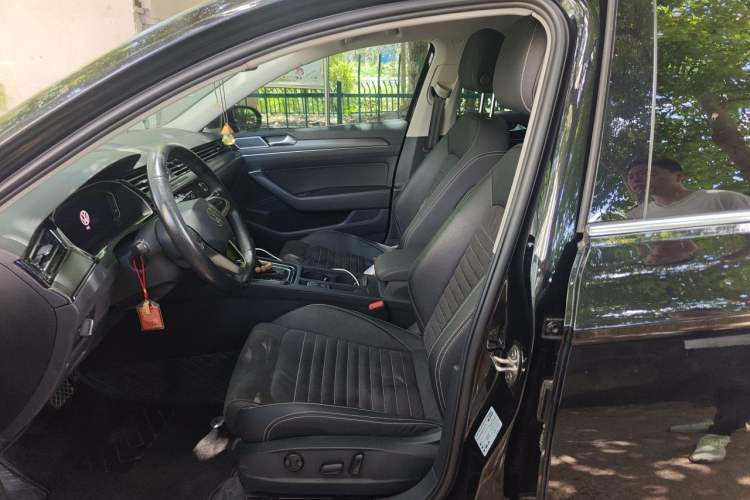 Used Volkswagen Magotan 2020 330TSI DSG Luxury Edition Left Front Seat