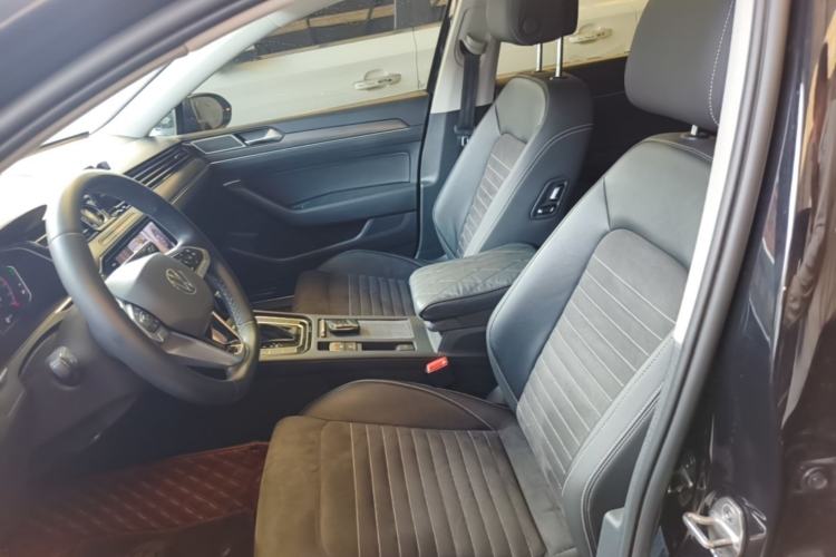 Used Volkswagen Magotan 2020 380TSI DSG Luxury Version Left Front Seat