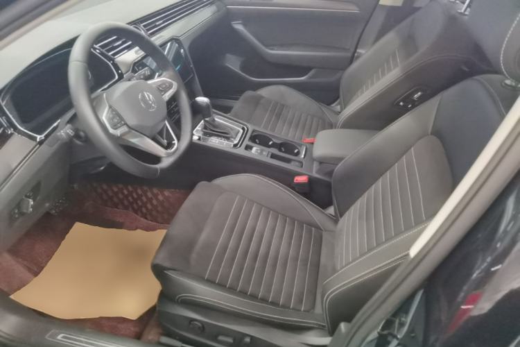 Used Volkswagen Magotan 2020 330TSI DSG Luxury Edition Left Front Seat