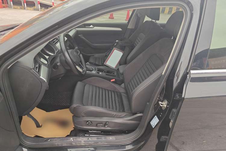 Used Volkswagen Magotan 2020 280TSI DSG Comfort Edition Left Front Seat