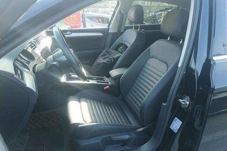 Used Volkswagen Magotan 2020 280TSI DSG Comfort Edition Left Front Seat