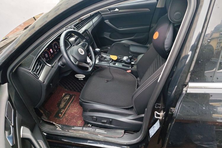 Used Volkswagen Magotan 2020 330TSI DSG Luxury Edition Left Front Seat