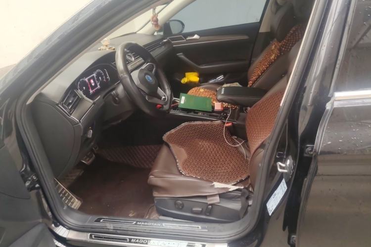 Used Volkswagen Magotan 2020 330TSI DSG Luxury Edition Left Front Seat