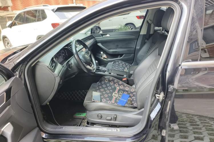 Used Volkswagen Magotan 2020 330TSI DSG Luxury Edition Left Front Seat