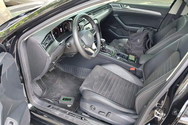 Used Volkswagen Magotan 2020 330TSI DSG Luxury Edition Left Front Seat