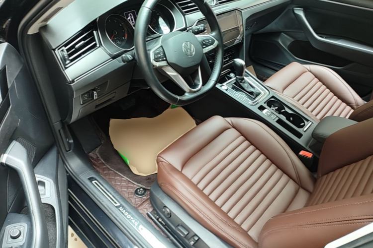Used Volkswagen Magotan 2020 330TSI DSG Leading Model Left Front Seat