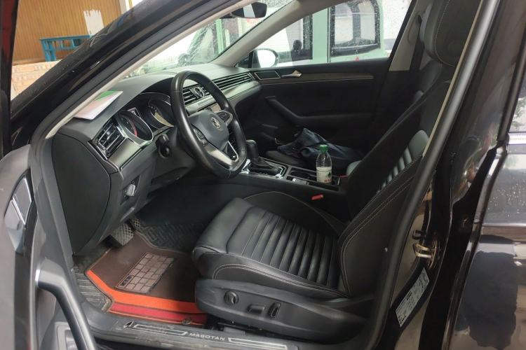 Used Volkswagen Magotan 2020 330TSI DSG Leading Model Left Front Seat