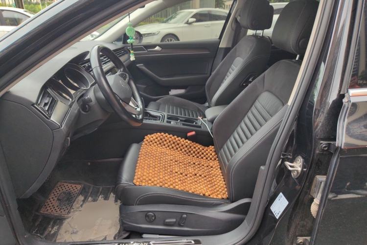 Used Volkswagen Magotan 2020 330TSI DSG Leading Model Left Front Seat