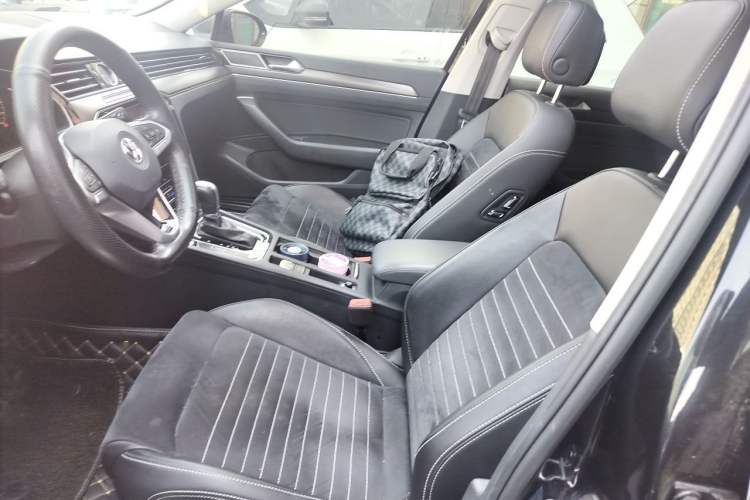 Used Volkswagen Magotan 2020 330TSI DSG Luxury Edition Left Front Seat