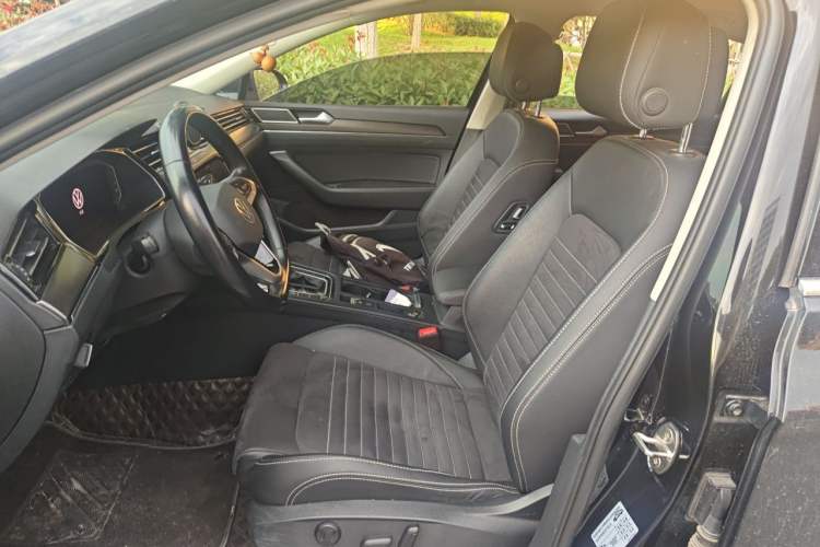 Used Volkswagen Magotan 2020 330TSI DSG Luxury Edition Left Front Seat