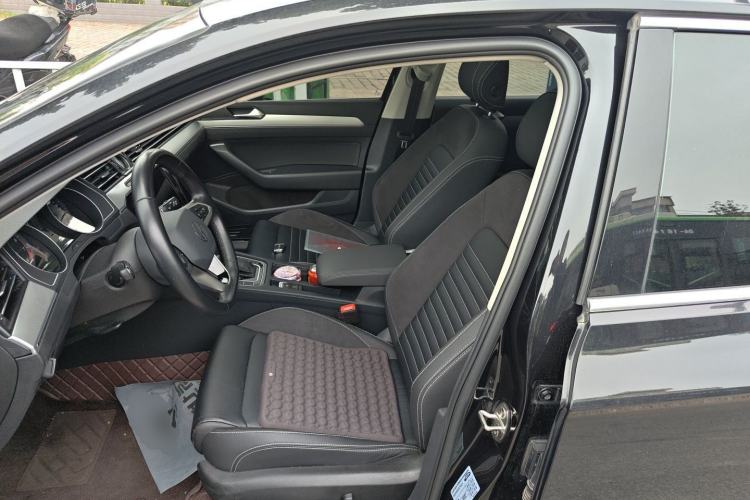 Used Volkswagen Magotan 2020 280TSI DSG Comfort Edition Left Front Seat