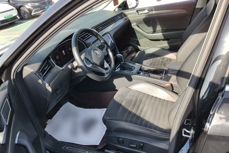 Used Volkswagen Magotan 2020 330TSI DSG Luxury Edition Left Front Seat