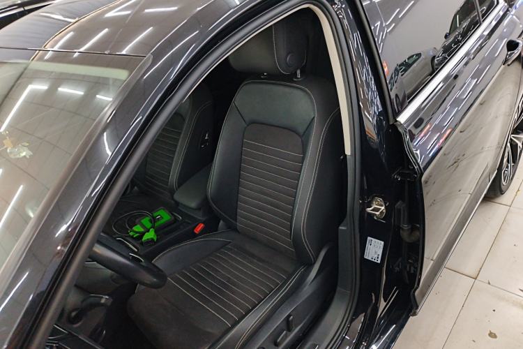 Used Volkswagen Magotan 2020 330TSI DSG Luxury Edition Left Front Seat
