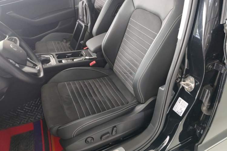 Used Volkswagen Magotan 2020 330TSI DSG Luxury Edition Left Front Seat