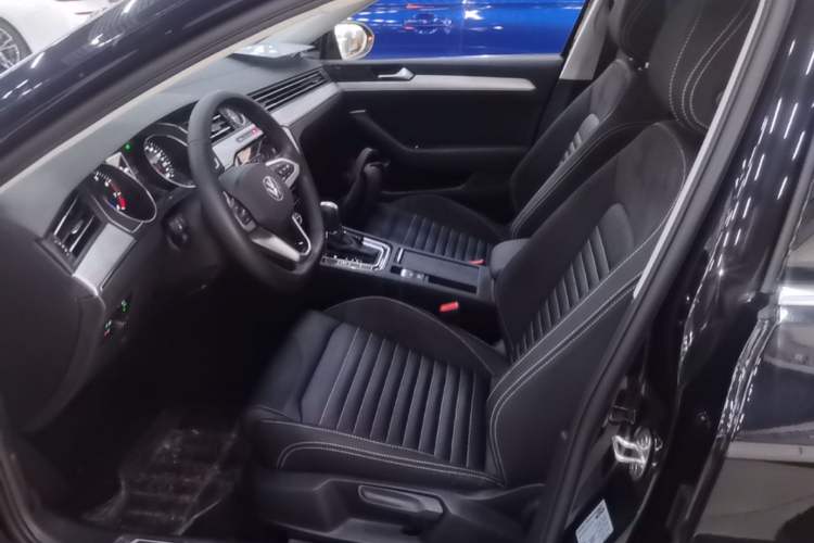 Used Volkswagen Magotan 2020 280TSI DSG Comfort Edition Left Front Seat