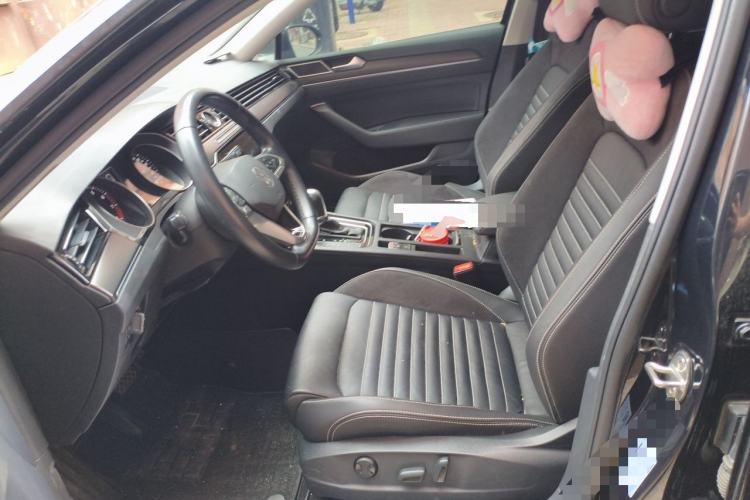 Used Volkswagen Magotan 2020 330TSI DSG Leading Model Left Front Seat