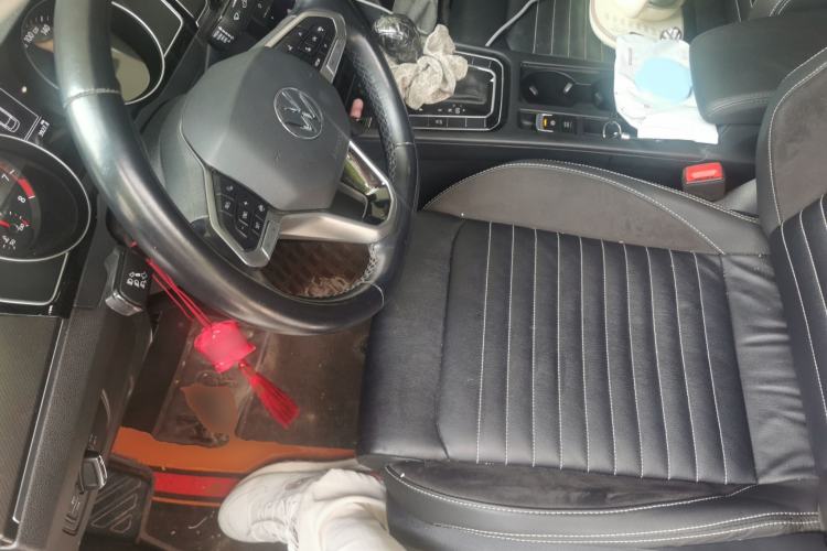 Used Volkswagen Magotan 2020 330TSI DSG Leading Model Left Front Seat