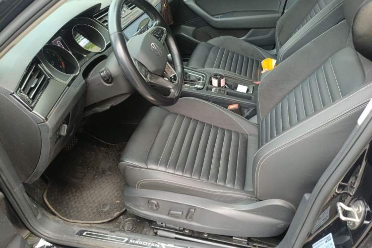 Used Volkswagen Magotan 2020 330TSI DSG Leading Model Left Front Seat