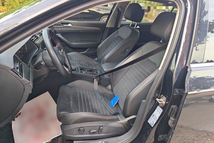 Used Volkswagen Magotan 2020 330TSI DSG Luxury Edition Left Front Seat