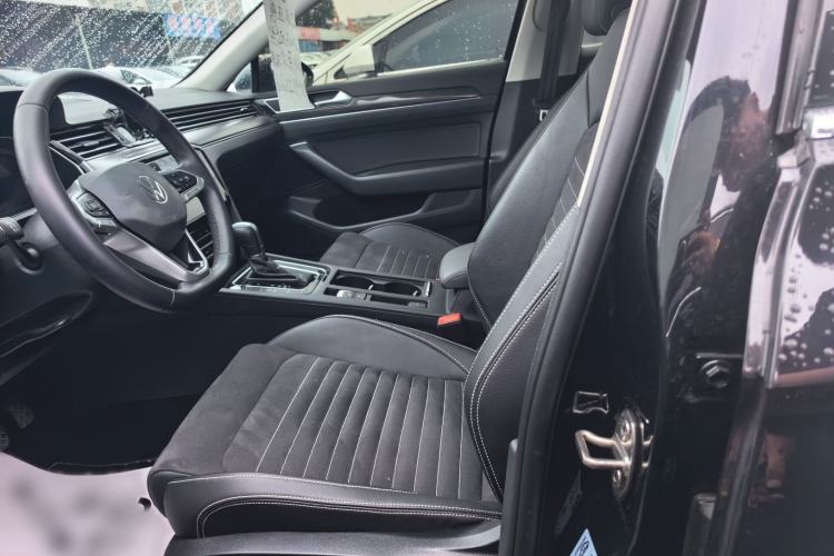 Used Volkswagen Magotan 2020 330TSI DSG Luxury Edition Left Front Seat