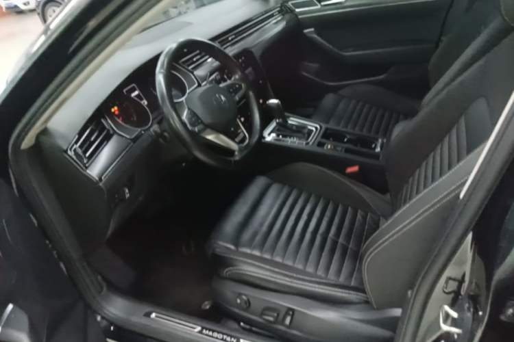 Used Volkswagen Magotan 2020 330TSI DSG Luxury Edition Left Front Seat