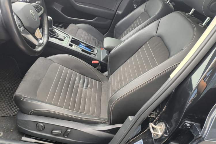 Used Volkswagen Magotan 2020 380TSI DSG Luxury Version Left Front Seat