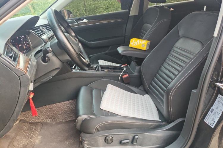 Used Volkswagen Magotan 2020 280TSI DSG Comfort Edition Left Front Seat