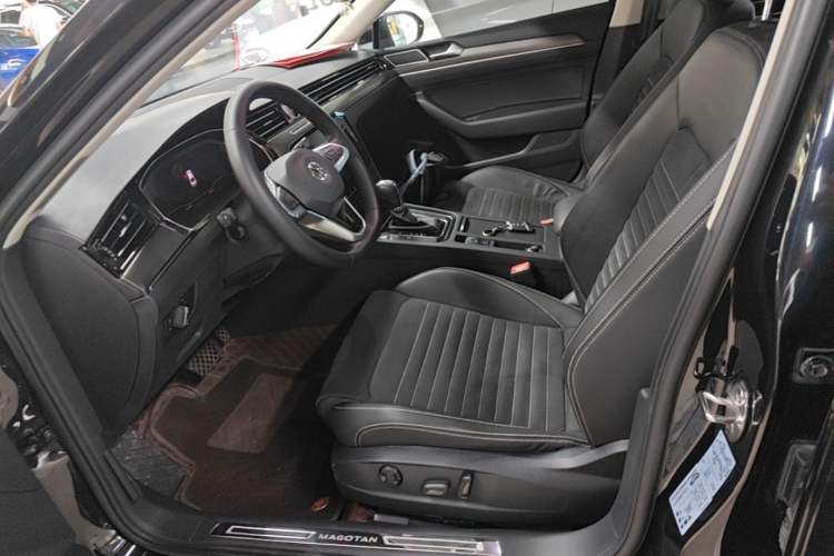 Used Volkswagen Magotan 2020 330TSI DSG Luxury Edition Left Front Seat