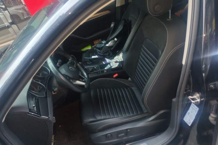 Used Volkswagen Magotan 2020 330TSI DSG Leading Model Left Front Seat