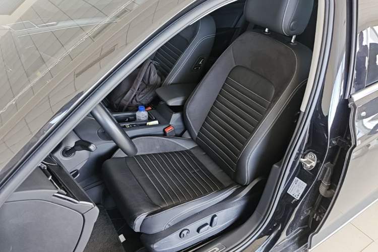 Used Volkswagen Magotan 2020 330TSI DSG Leading Model Left Front Seat