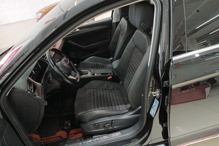 Used Volkswagen Magotan 2020 330TSI DSG Luxury Edition Left Front Seat