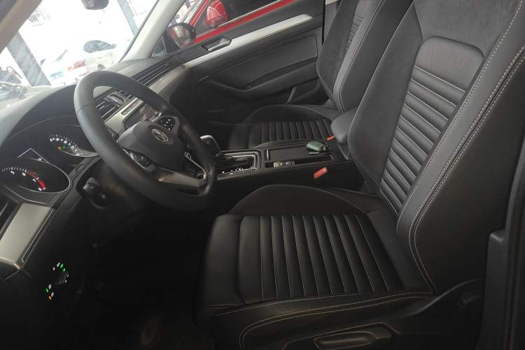 Used Volkswagen Magotan 2020 280TSI DSG Comfort Edition Left Front Seat