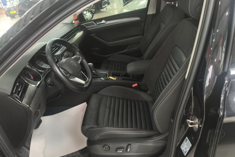 Used Volkswagen Magotan 2020 330TSI DSG Leading Model Left Front Seat