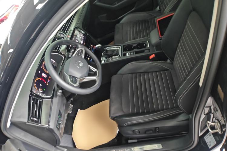 Used Volkswagen Magotan 2020 330TSI DSG Luxury Edition Left Front Seat