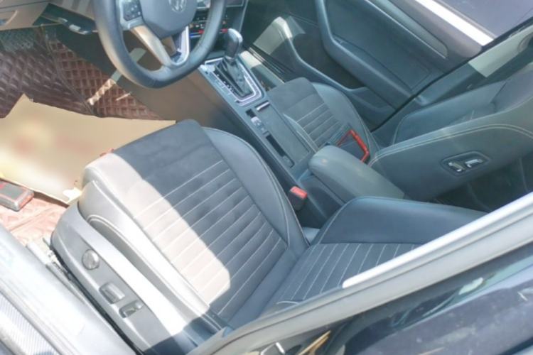 Used Volkswagen Magotan 2020 330TSI DSG Luxury Edition Left Front Seat