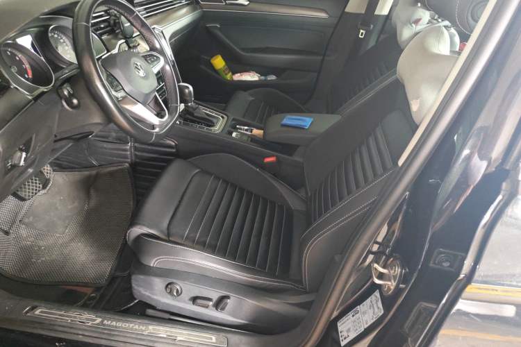 Used Volkswagen Magotan 2020 330TSI DSG Leading Model Left Front Seat