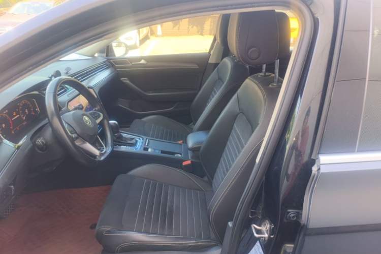Used Volkswagen Magotan 2020 330TSI DSG Luxury Edition Left Front Seat