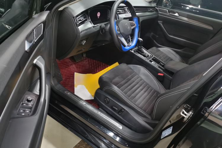 Used Volkswagen Magotan 2020 330TSI DSG Luxury Edition Left Front Seat
