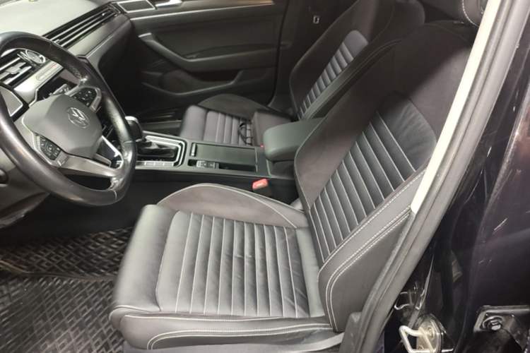 Used Volkswagen Magotan 2020 330TSI DSG Leading Model Left Front Seat