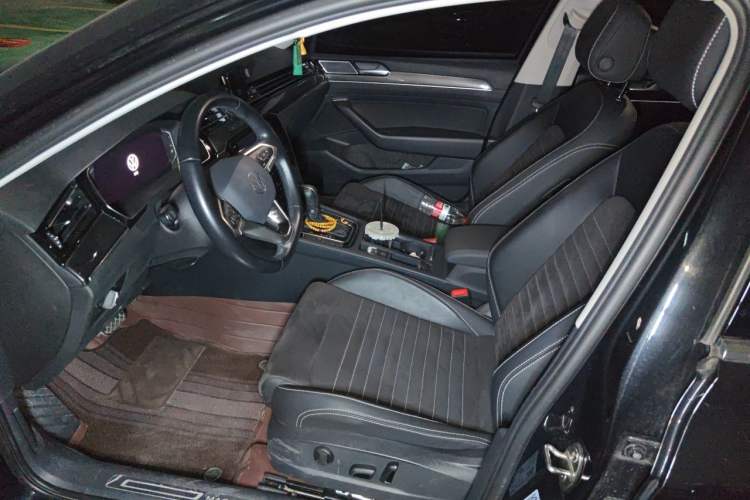 Used Volkswagen Magotan 2020 330TSI DSG Luxury Edition Left Front Seat
