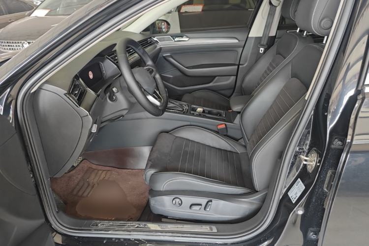 Used Volkswagen Magotan 2020 330TSI DSG Luxury Edition Left Front Seat